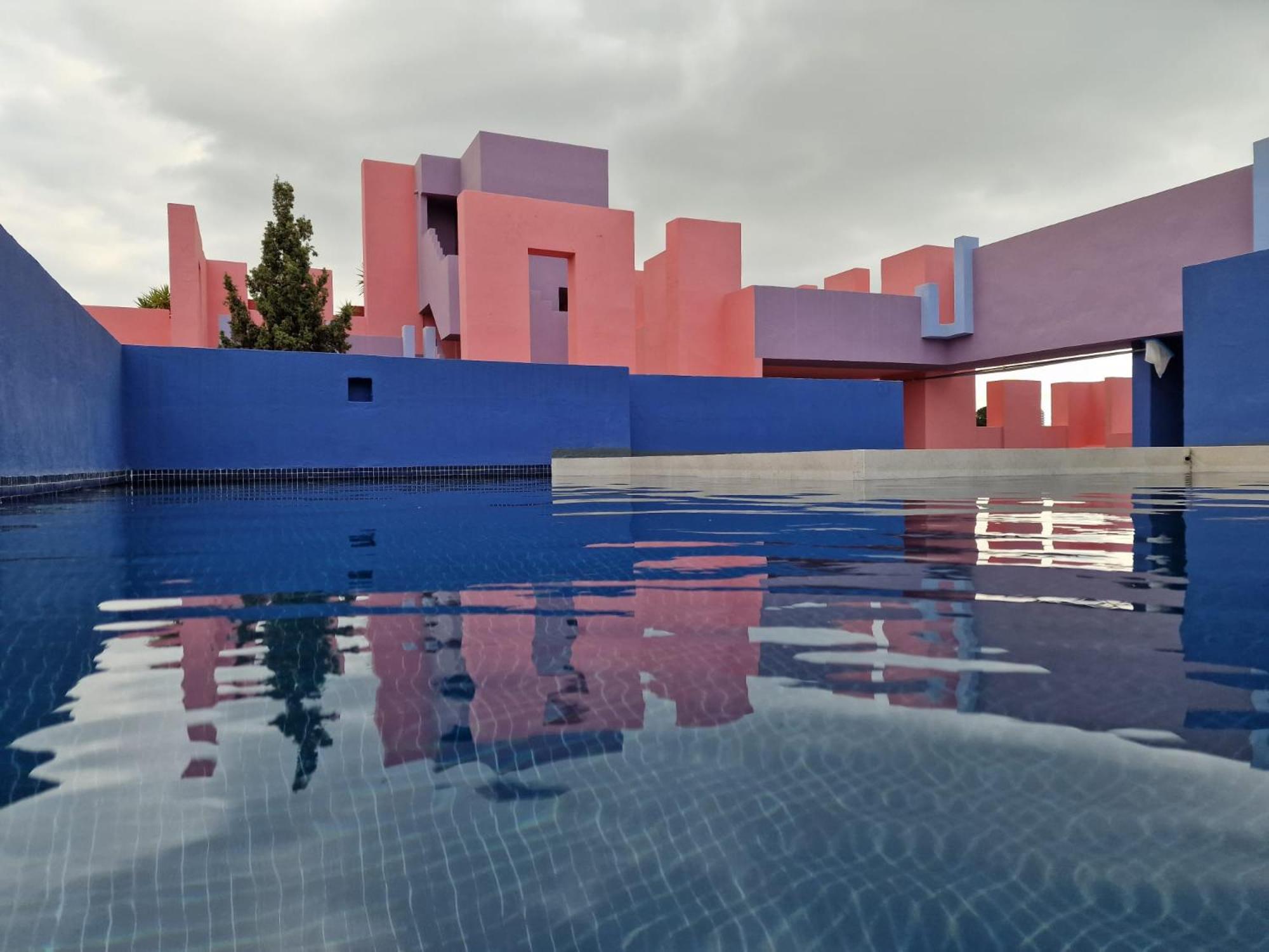 La Muralla Roja Калпе Екстериор снимка